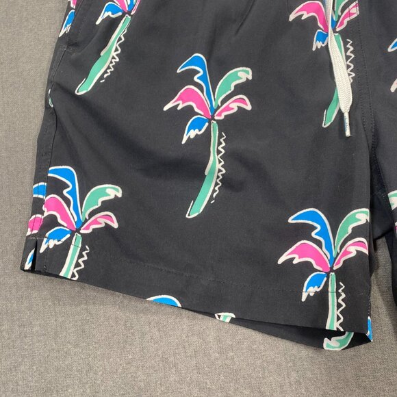 Chubbies Mens Medium Swim Trunks 5.5" Inseam Black Palm Tree Print Mesh Lining - Picture 8 of 16